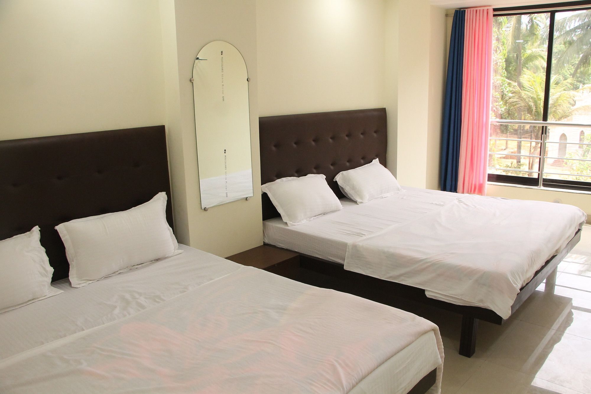 Swaraj The Goan Dream Hotel Calangute Exterior photo